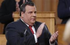 New Jersey's Christie fires back at doctor over weight comments