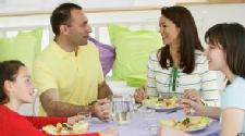 Family meals 'boost child fruit and vegetable intake'