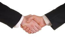 Handshake strength 'could predict' heart attack risk