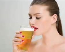 Alcohol and antioxidants in beer may improve heart blood flow