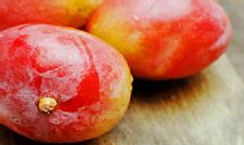 Spinach-Stuffed Salmon with Mango Sauce