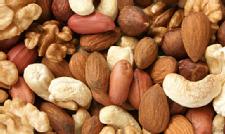Five Reasons You Should Be Eating Nuts