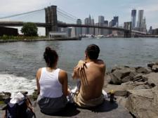 Regular sunscreen use slows skin aging