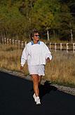 Brisk Daily Walk Could Counter 'Obesity Genes'